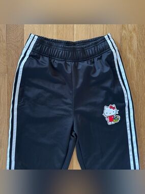 Adidas x Hello Kitty Track Pants Youth Medium 11-12 Sanrio Joggers Rare Sanrio